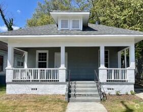 Building Photo - 1513 S Hawthorne St