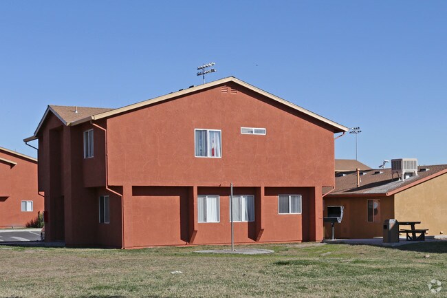 Foto del edificio - California Apartments