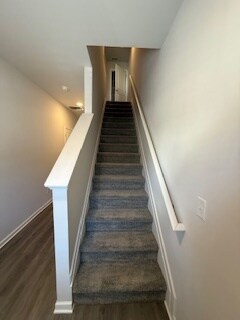 Foto del edificio - 144 Village Green Dr