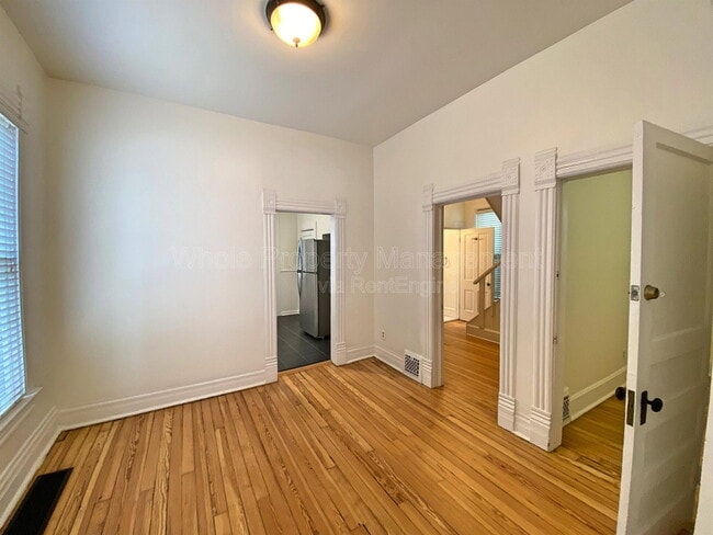 Building Photo - 715 Elati St