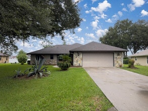 Building Photo - 8072 SW 54th Ct