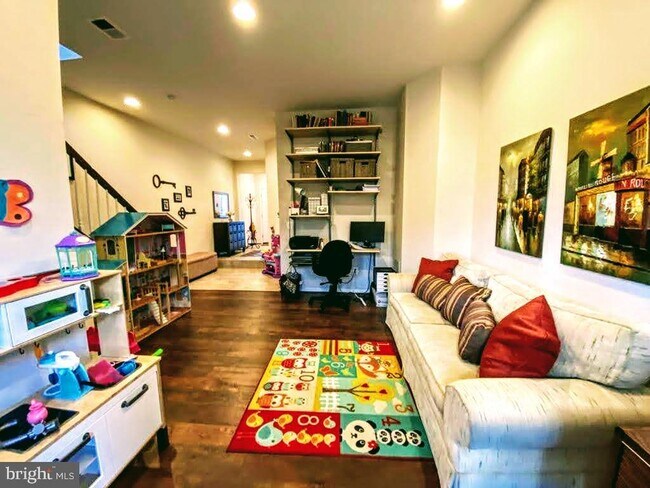 Foto del edificio - 21782 Harroun Terrace
