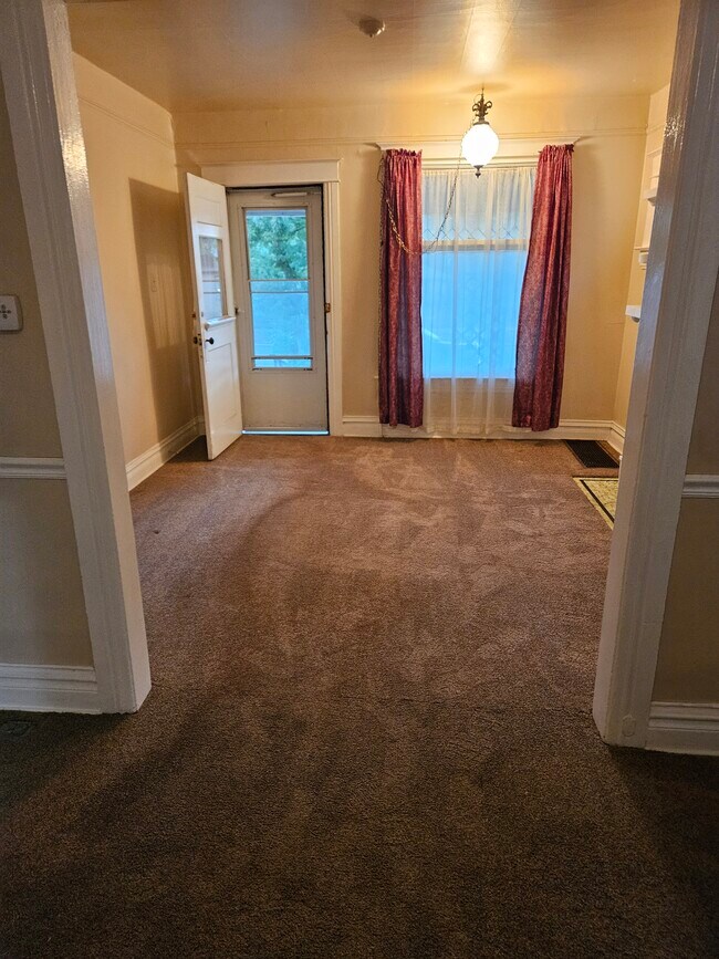 Foto del edificio - 1188 S Logan St