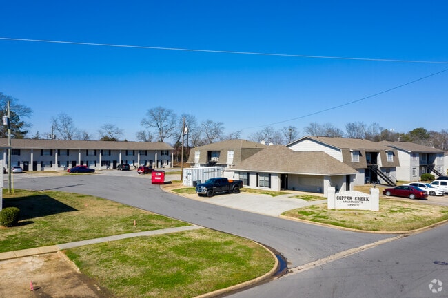 Building Photo - Copper Creek