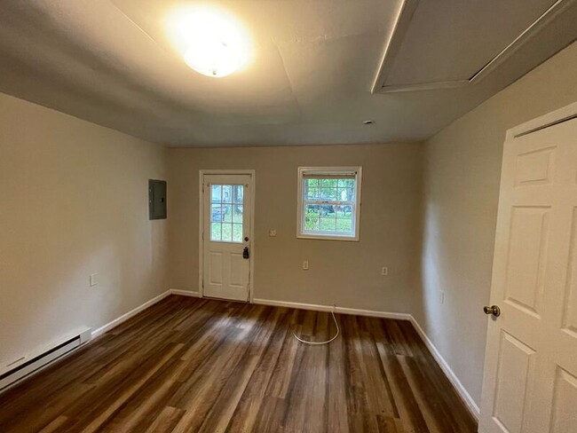 Building Photo - 9312 Lost Forest Dr