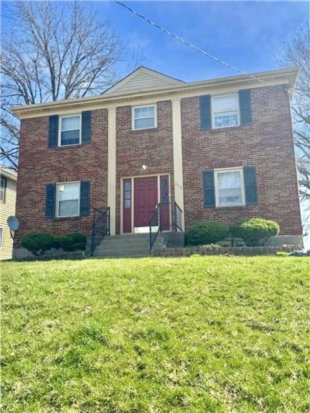 Photo - 3310 Stanhope Ave