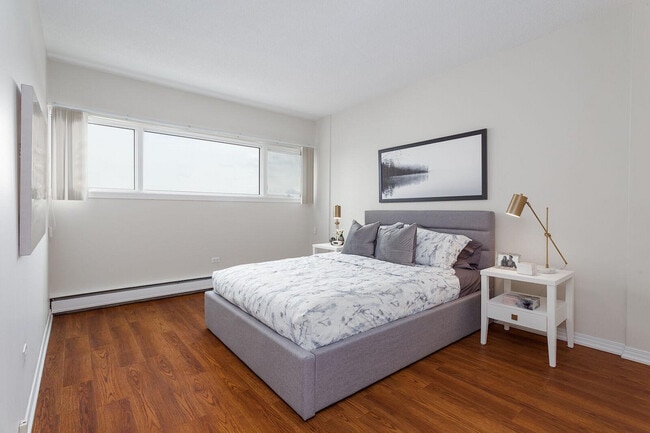 Building Photo - Glenmore Heights