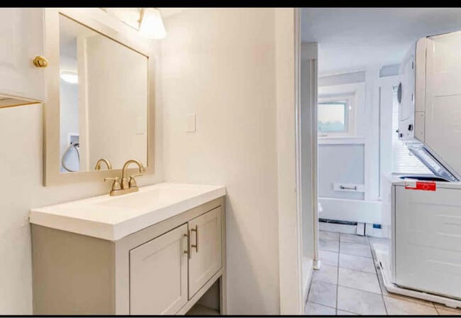 Foto del edificio - 15 Schoolhouse Ln