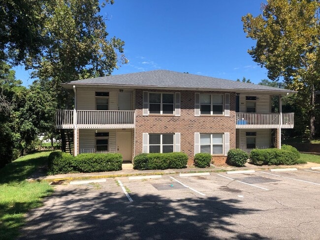 2/2/ Walking Distance To Capital Regional ... - 2/2/ Walking Distance To Capital Regional ... House