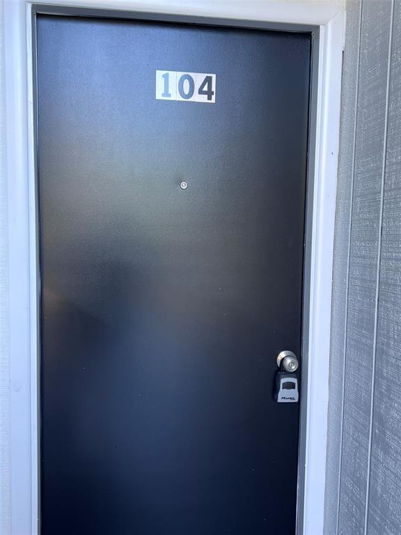 Foto del edificio - 5317 Curry Ford Rd