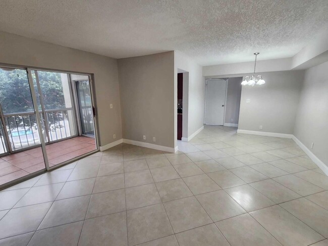 Building Photo - 5910 Morningstar Cir