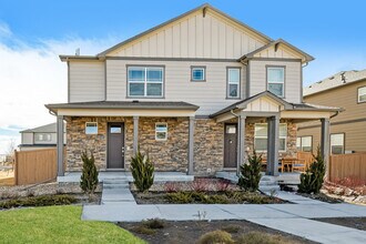 Building Photo - 13491 Oneida Ln