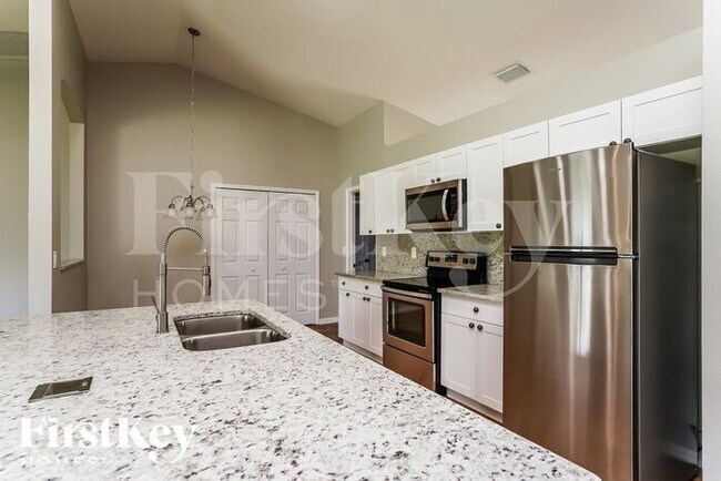 Foto del edificio - 3314 44th St SW