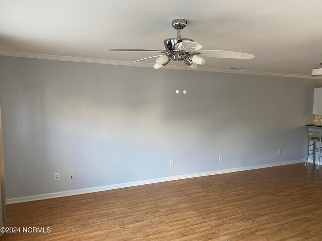 Foto del edificio - 4513 Country Club Rd