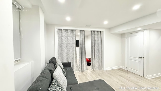 Building Photo - 4082 Channing Cres