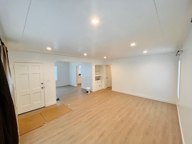 Foto del edificio - 339 S Chandler Ave
