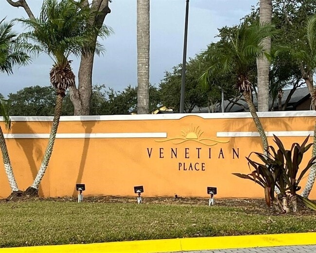 Photo - V425 Apartment