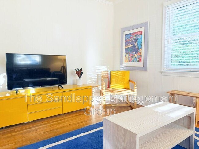 Foto del edificio - 4509 Old Park Rd