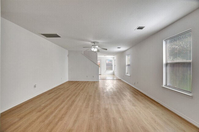 Foto del edificio - 18226 Coreland Ln