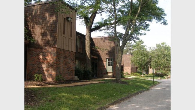 Foto del edificio - Arbor Village Apartments