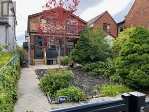 Building Photo - 519 Crawford St