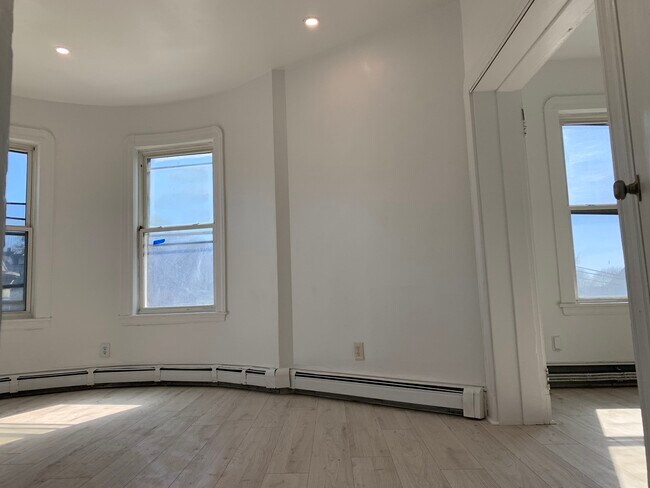 Foto del edificio - 163 Washington St