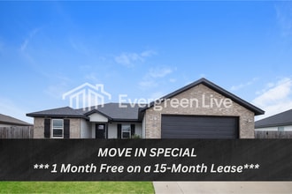 Building Photo - 428 N Wyandotte St