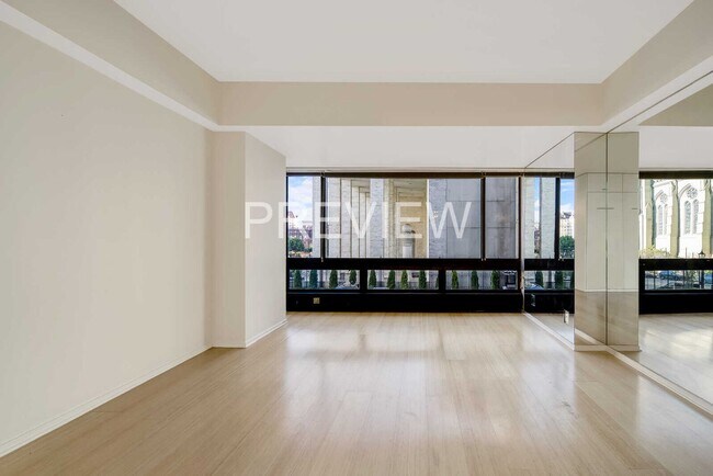 Foto del edificio - NOB HILL CONDO FOR RENT - $2,200/mo
