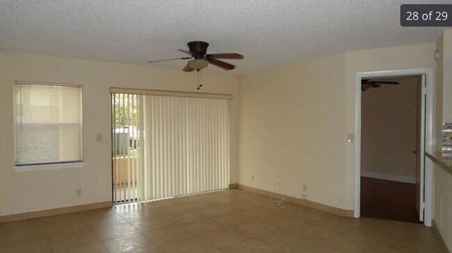 Foto del edificio - Spacious 2/2 Available for Move-In 9/1