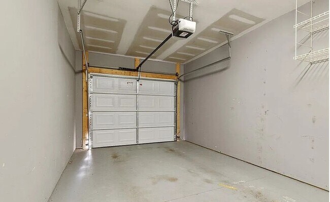 Foto del edificio - MUST SEE !! 3bd 3.5ba Townhome in Fuquay V...
