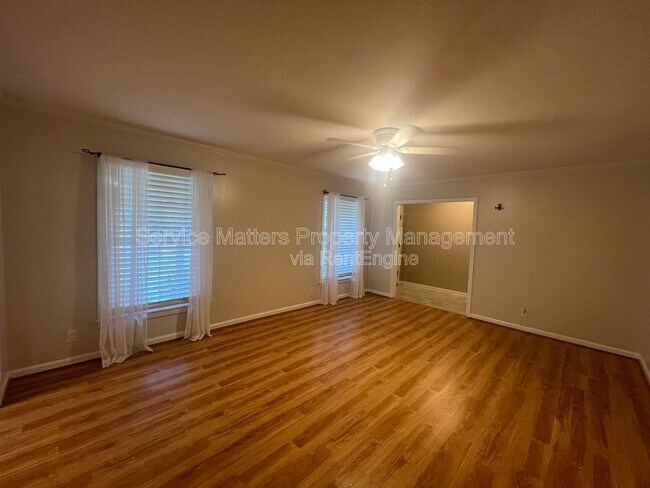Foto del edificio - 1401 E 34th St