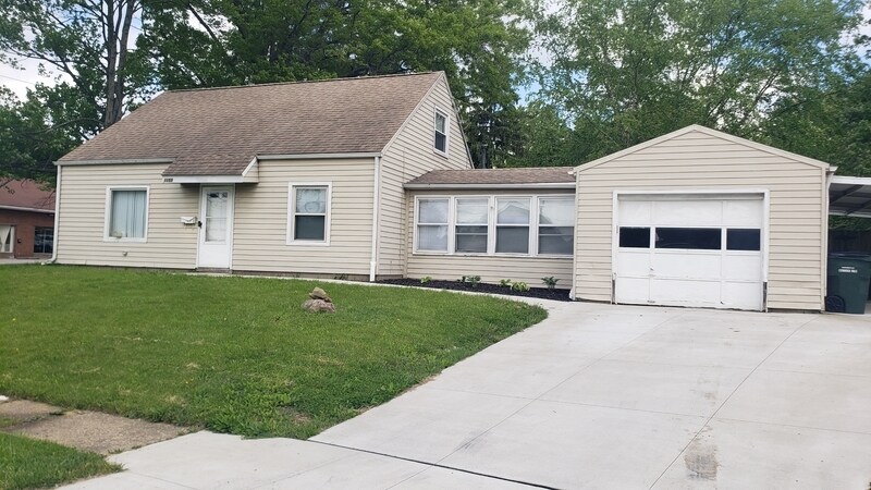 Foto principal - 1155 Curtis Ave