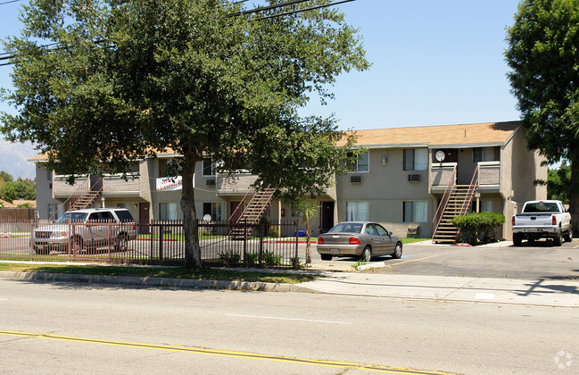 Building Photo - Windrush Apartment Community