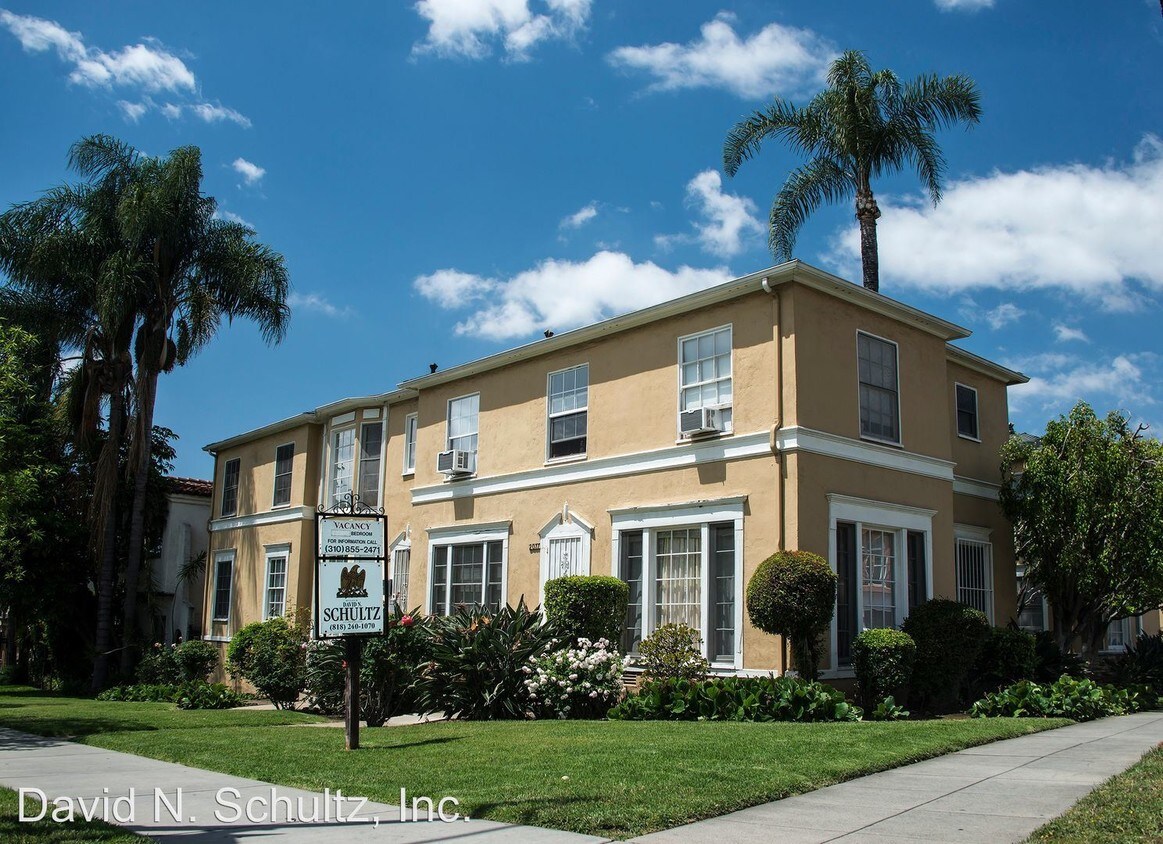 Primary Photo - 2075-2077 N Vermont Ave