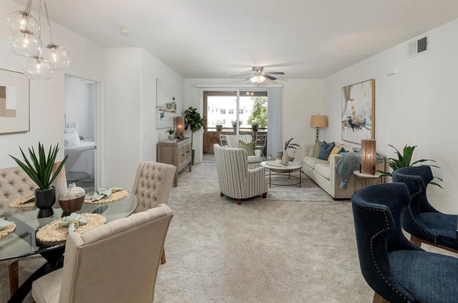 Building Photo - 1390 Saddle Rack St