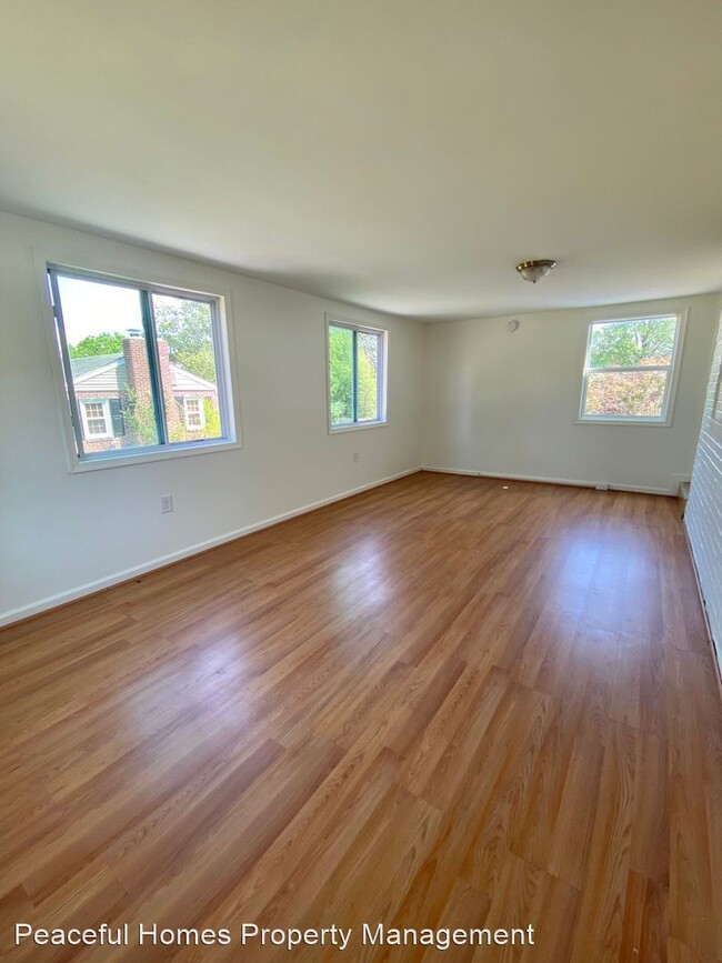 Building Photo - 4 br, 2 bath House - 1766 Linwood Ave