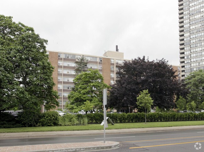 Photo du bâtiment - Central Park Place & Terrace