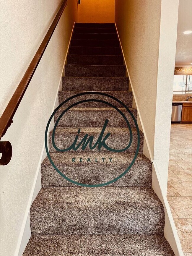 Foto del edificio - Riverview Townhouse