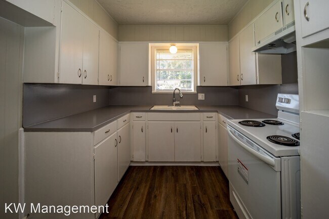 Foto del edificio - 3 br, 1.5 bath House - 5771 Mel Sha Ln