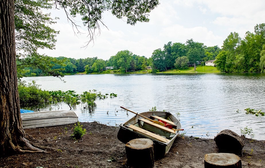 Soft Water Lake Apartments Soft Water Lake Apartments