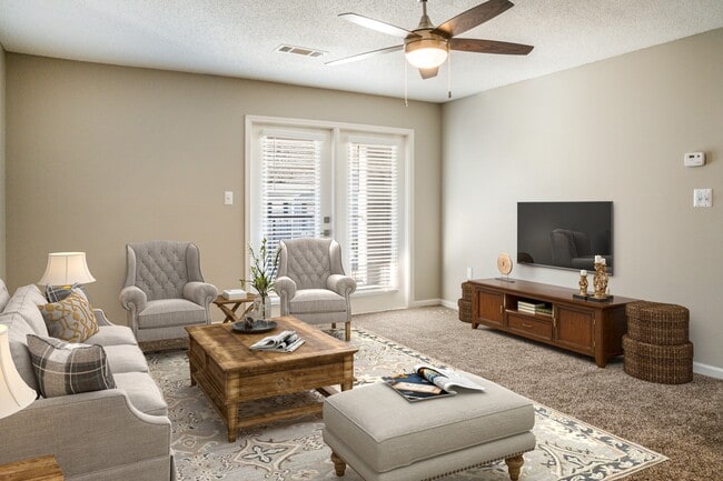 Living Area - Pointe at Boardwalk