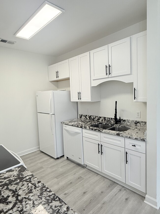 Photo - 129 Ashley Park Dr (Myrtle Beach, SC) Townhome