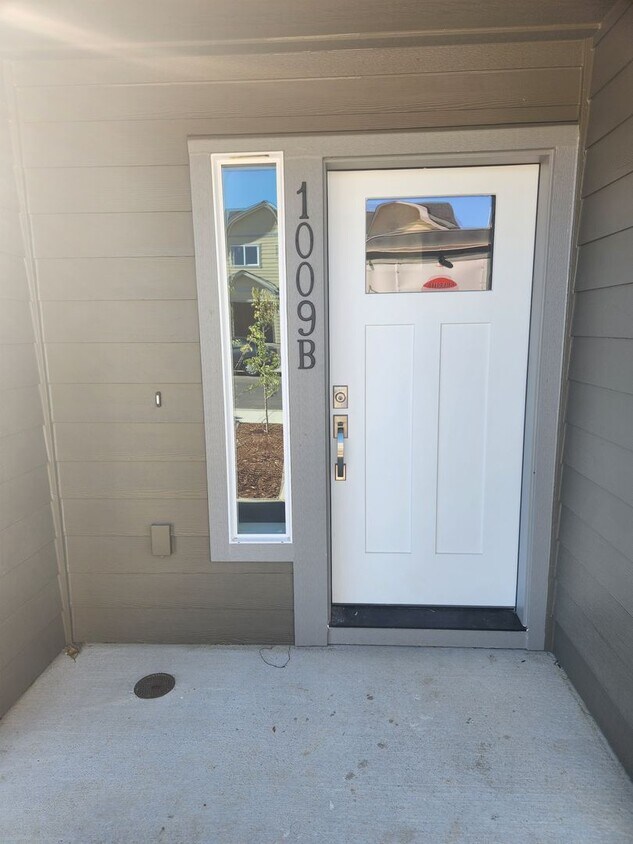 Peach Rd 1009 Apartment for Rent in Winlock, WA