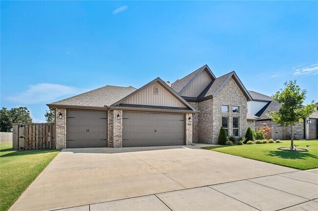 Foto del edificio - 230 Bequette Ln