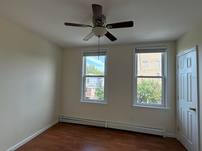 Foto del edificio - 1173 John F. Kennedy Blvd