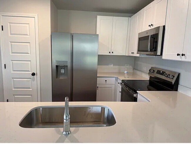 Foto del edificio - 6434 Swainson St SW