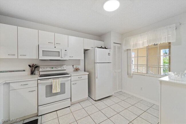 Building Photo - 7707 Jewel Ln