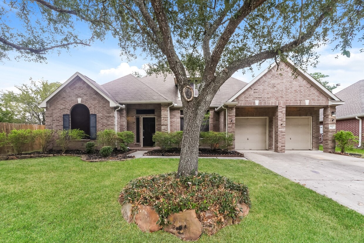 Primary Photo - 4403 Atascocita Trail