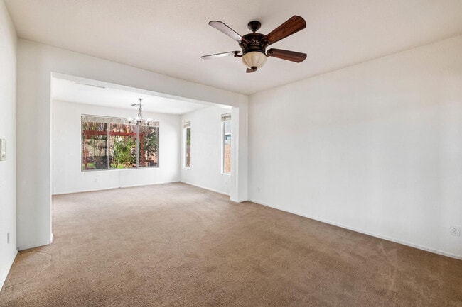 Building Photo - 18813 E Arrowhead Trail