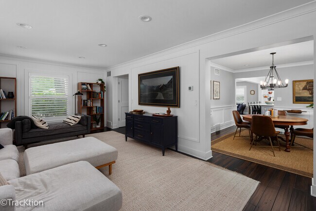 Foto del edificio - 309 White Oak Dr